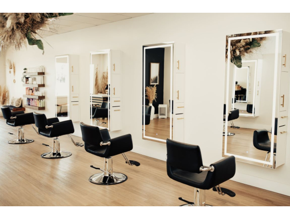 Best Wall-Mounted Salon Stations: 2025 Top Picks